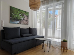 Lend City Apartment keyless entry